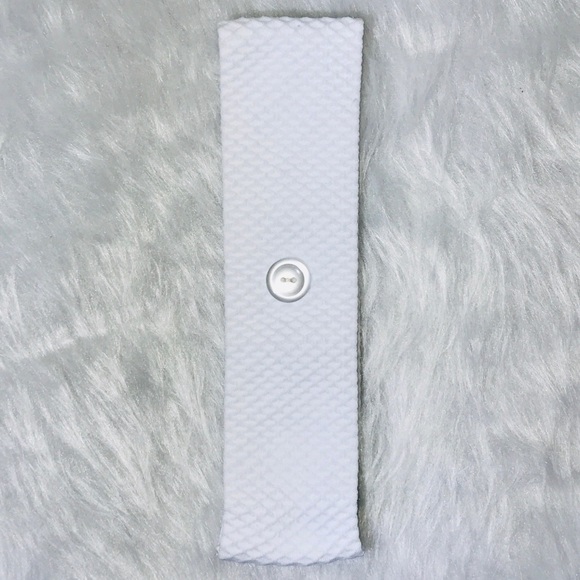 ❤️ Waffle Headband with Buttons for Face Masks!❤️ - Picture 4 of 6